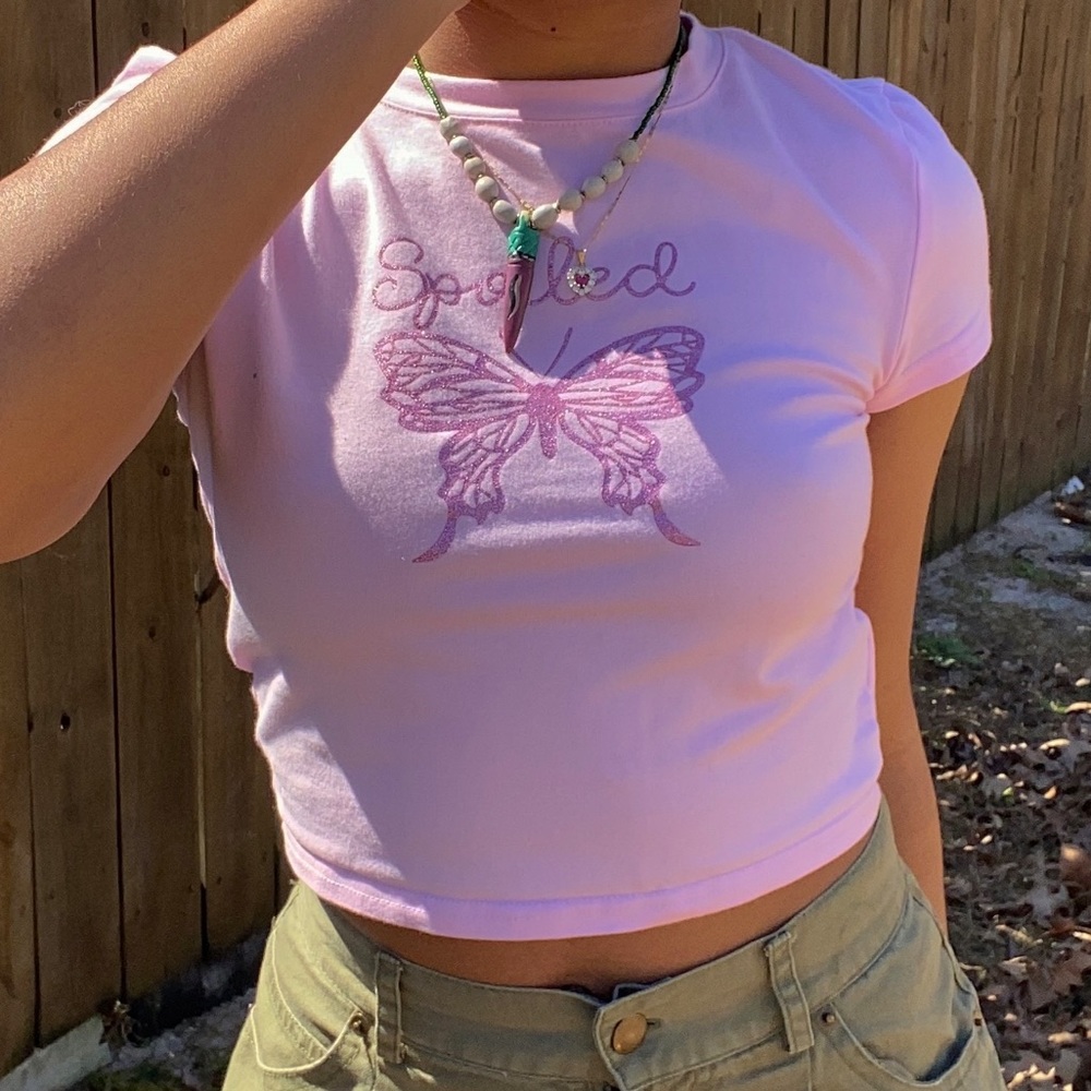 Spoiled cropped tee